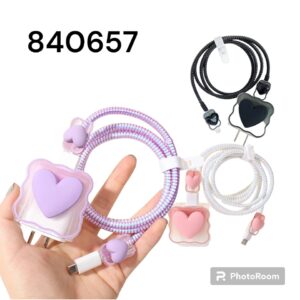 CARGADOR CON CABLE ESTILO CORAZON (500)