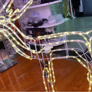 VENADO DE 9M CON LUZ BLANCA