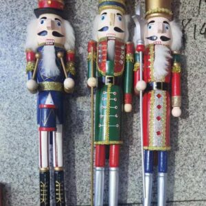 ADORNO SOLDADO DE NOGAL 55CM