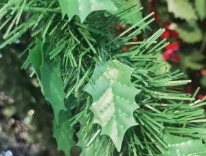 GUIRNALDAS VERDE CON HOJA 9CM*2M