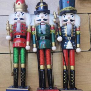 ADORNO SOLDADO DE NOGAL 45CM