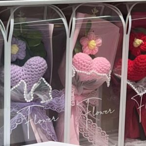 AMOR & AMISTAD RAMO DE ROSAS(120)