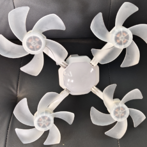 ABANCO CON LAMPARA TRON